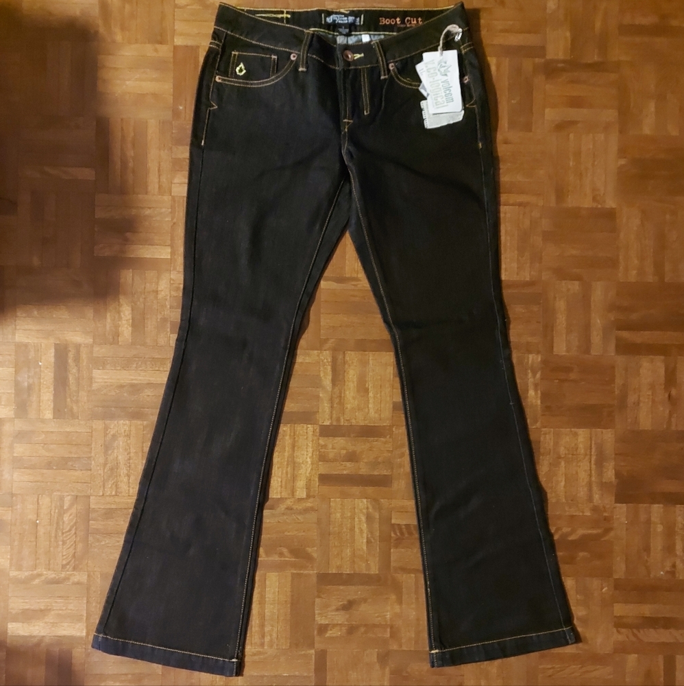 BRAND NEW W/TAGS Volcom Dark Denim Jeans Boot Cut Coupe Bottillon Size 7 tree hu